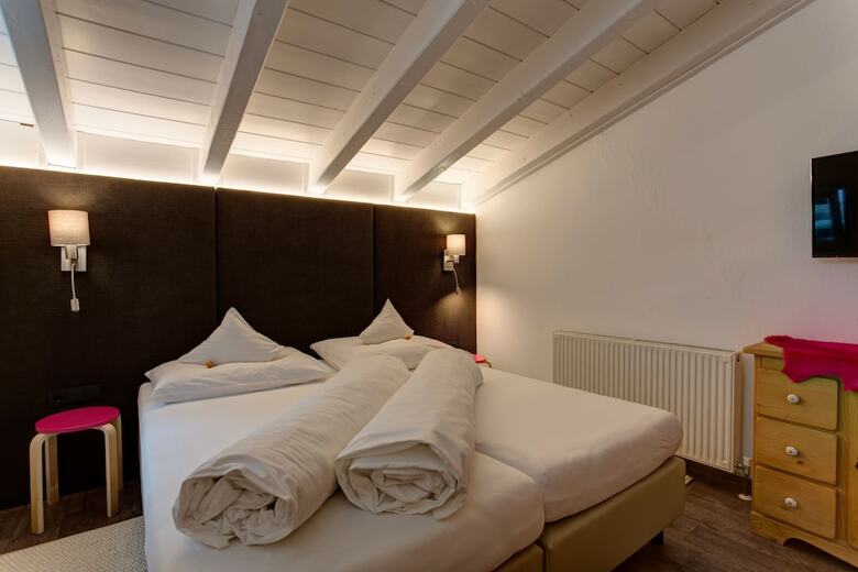 Hotel Am Dorfplatz Suites - Adults Only