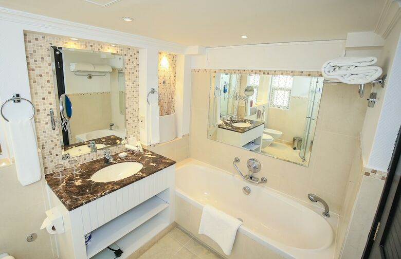 Ja Hatta Fort Hotel