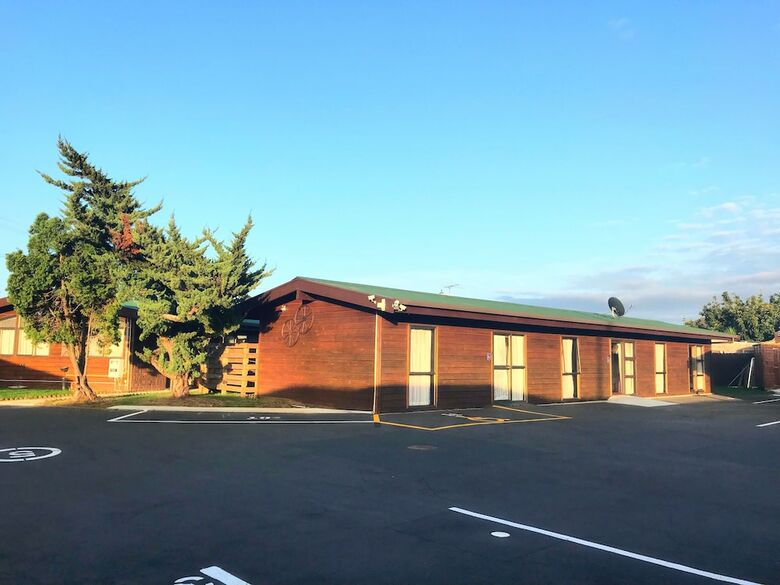 Grange Motel