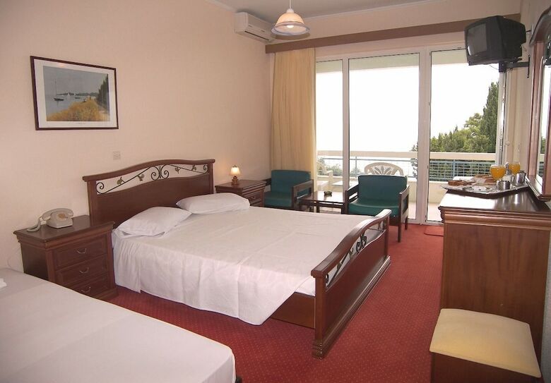 Alexandros Hotel -  All Inclusive