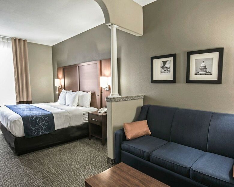 Hotel Comfort Suites Houston Nw - Vintage Park