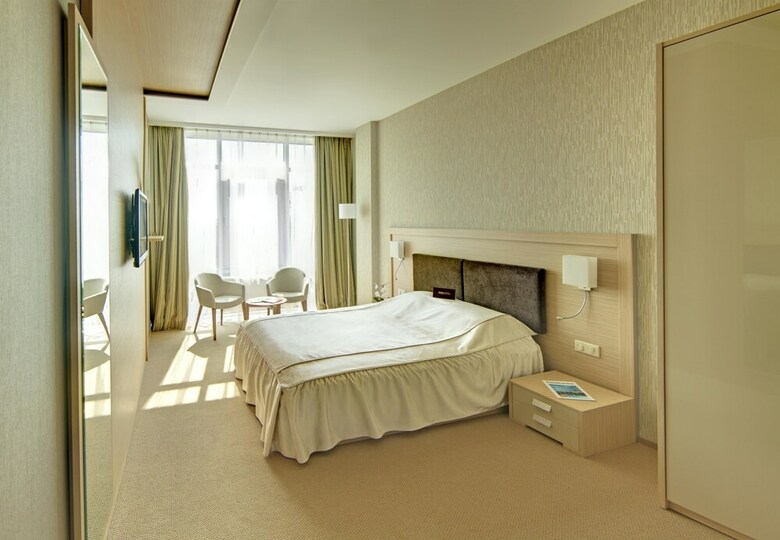 Ovis Hotel