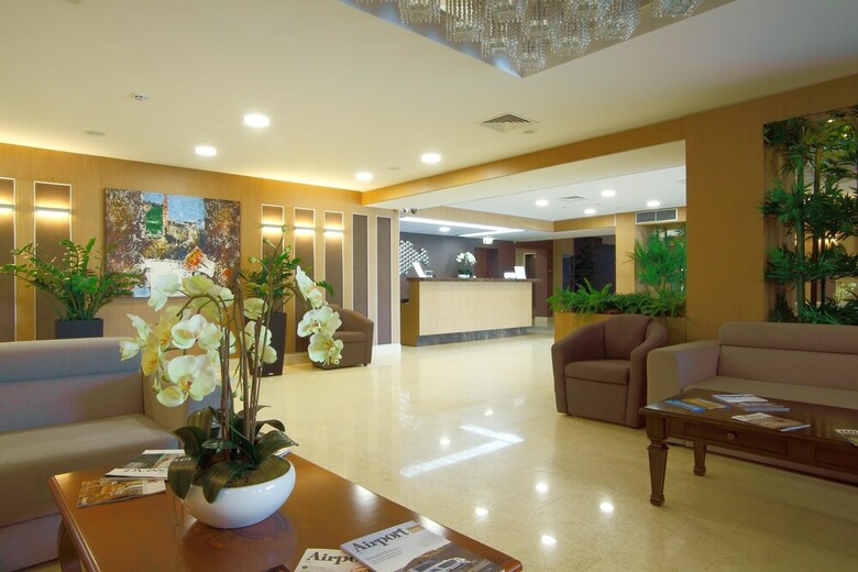 Ovis Hotel