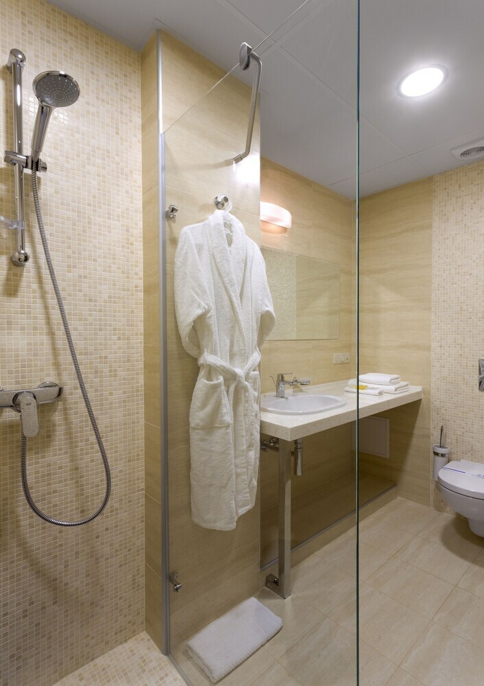 Ovis Hotel