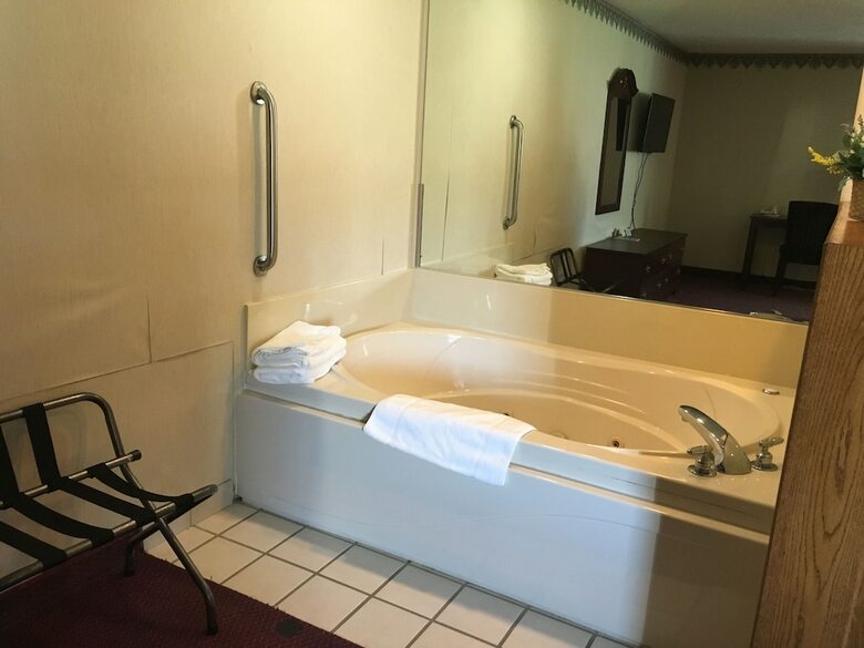 Hotel Baymont By Wyndham Mount Vernon Renfro Valley
