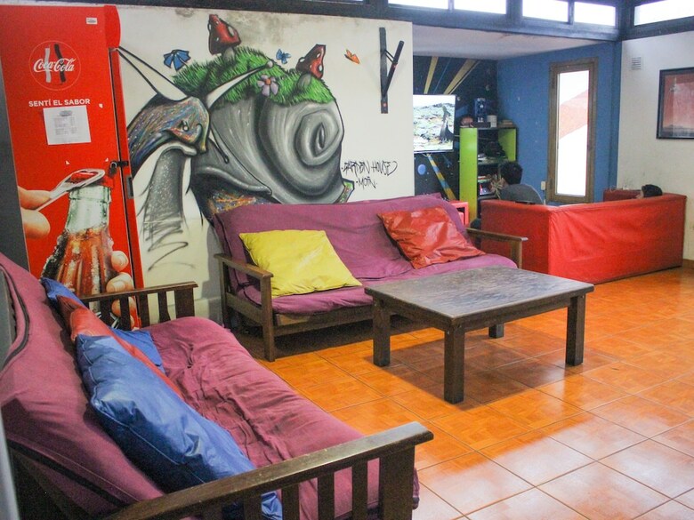 Hostal Garden House Hostel