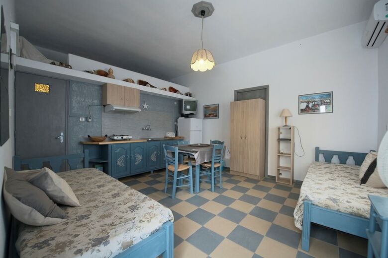 Panorama Studios & Apartments