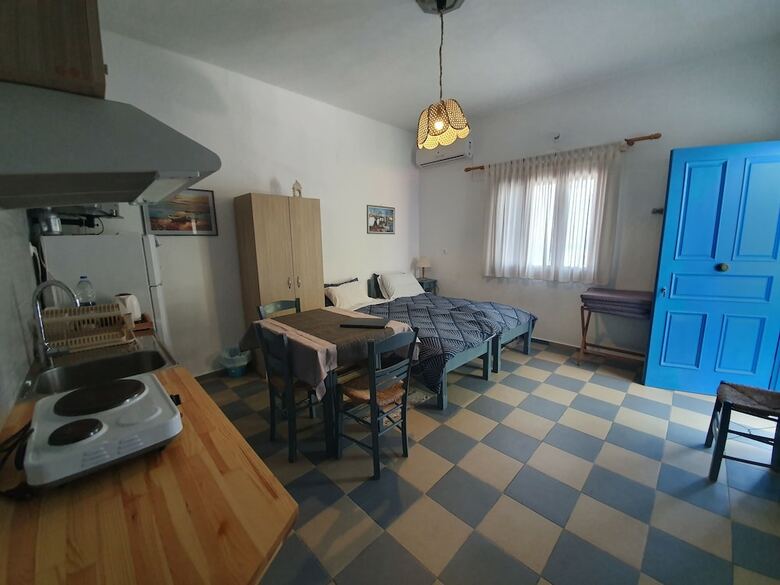 Panorama Studios & Apartments