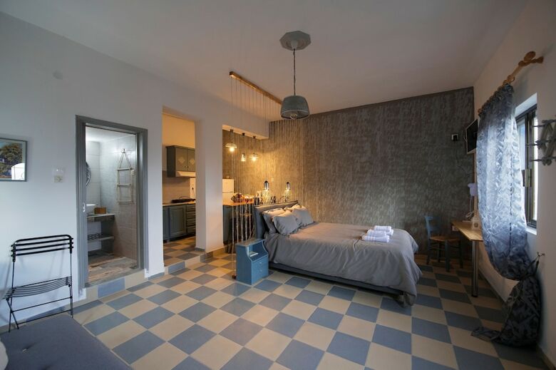 Panorama Studios & Apartments