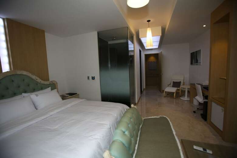 Suwon Reve Hotel