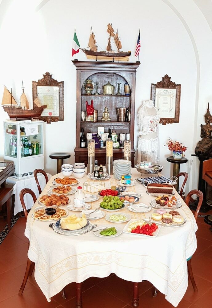 La Casa Di Peppe Guest House & Villa