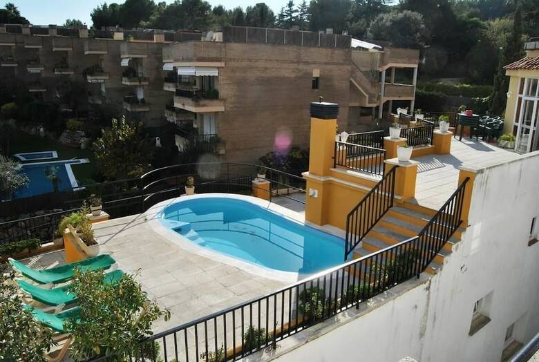 Apartaments Ar Monjard�