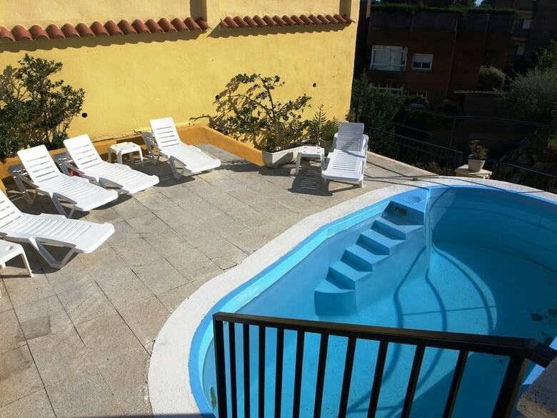 Apartaments Ar Monjard�