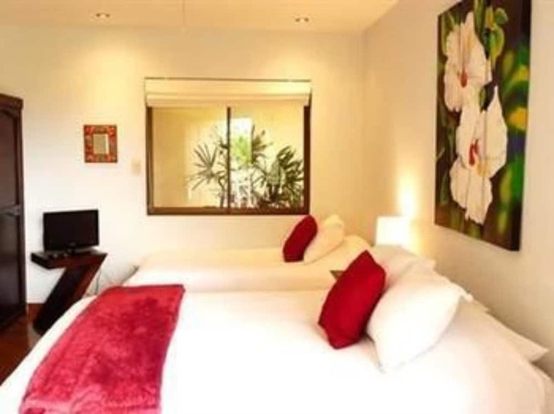 Out Of Bounds Hotel
