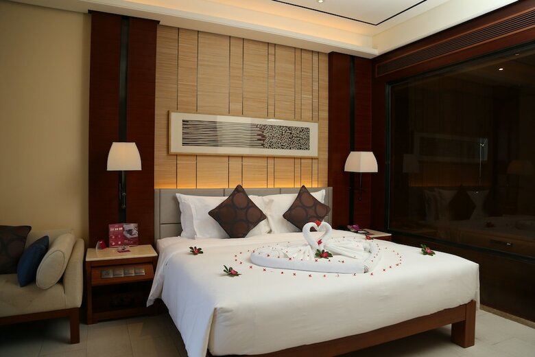 Hotel Crowne Plaza Sanya City Center