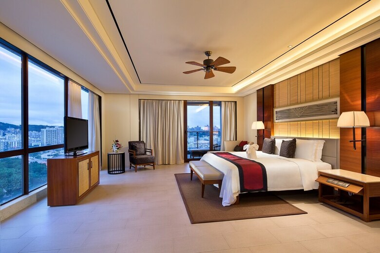 Hotel Crowne Plaza Sanya City Center