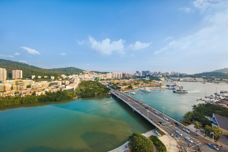Hotel Crowne Plaza Sanya City Center
