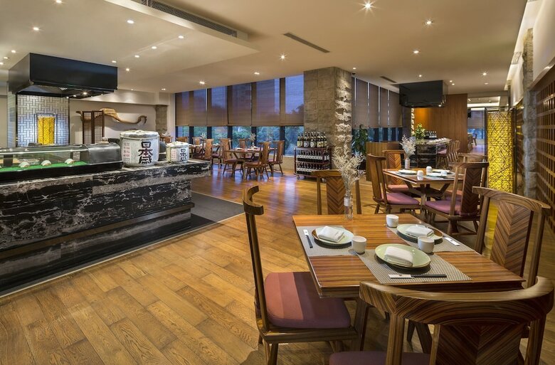Hotel Crowne Plaza Sanya City Center