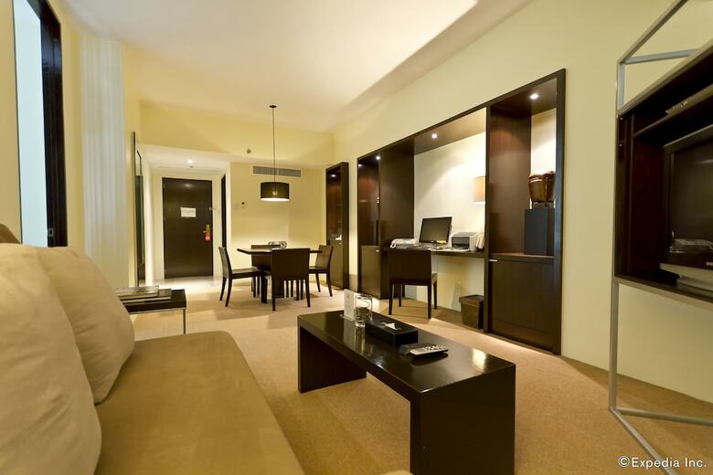 Waterfront Cebu City Hotel & Casino