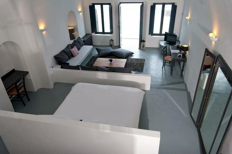 Ambassador Aegean Luxury Hotel And Suites