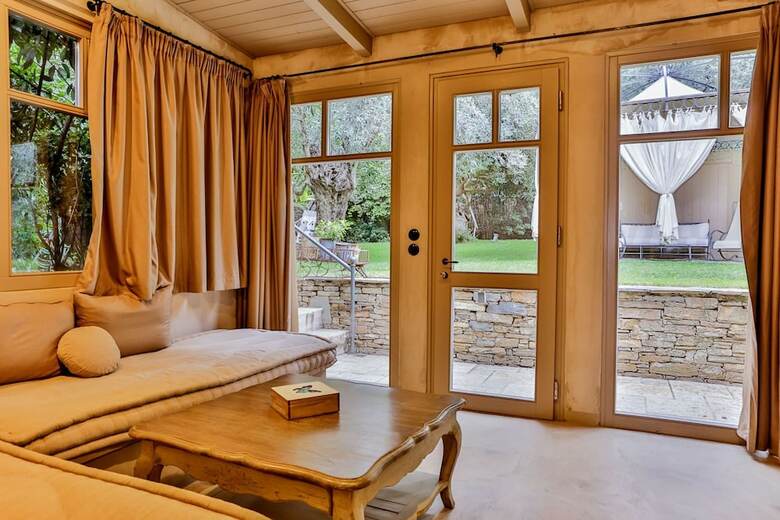 Hotel Six Keys Seaside Lodge