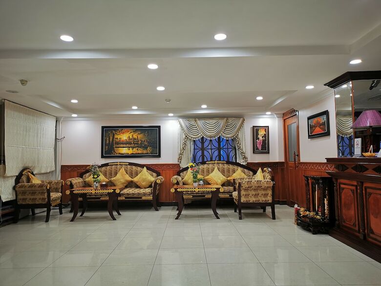 Jun Yue Hotel