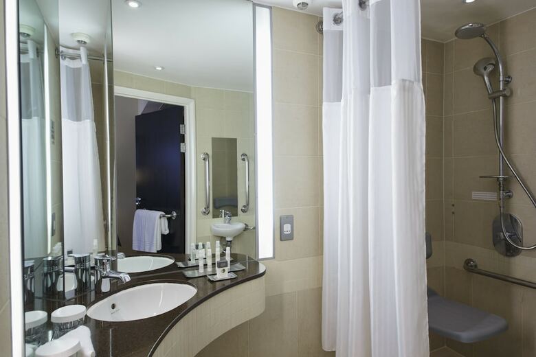 Hotel Doubletree By Hilton London Heathrow Airport