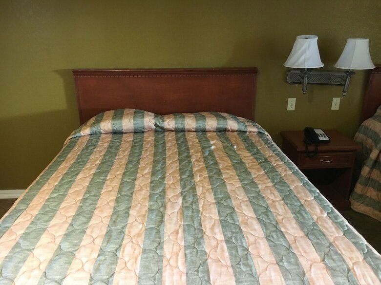 Motel Bellflower Travel Inn