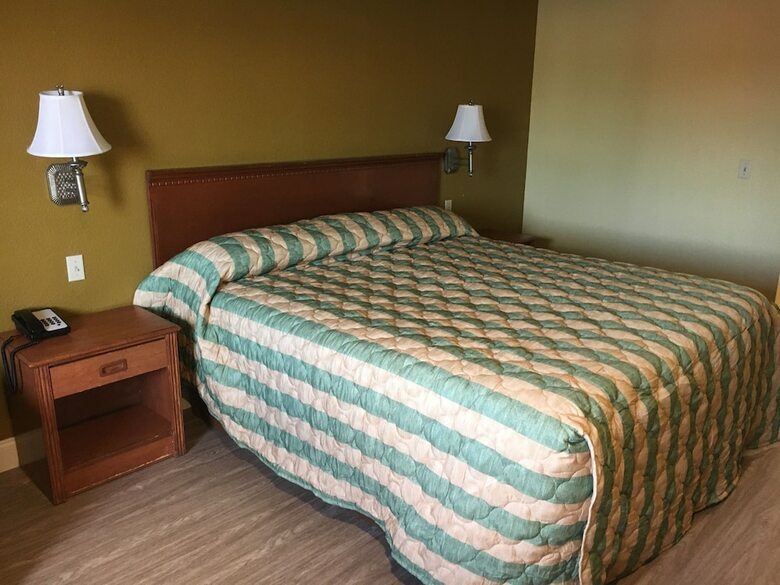 Motel Bellflower Travel Inn