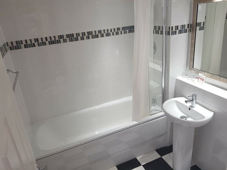 Ramada By Wyndham Loughborough Hotel