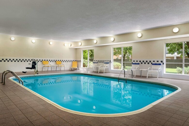 Hotel Baymont By Wyndham Tulsa
