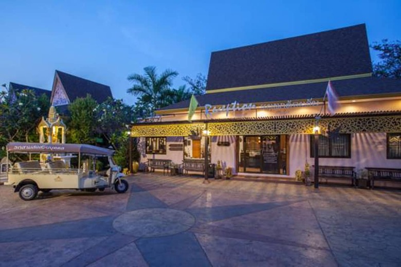 Hotel Ploykhumthong Boutique Resort