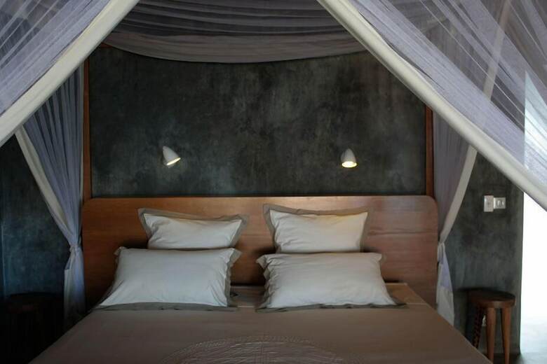 Hotel L'heure Bleue