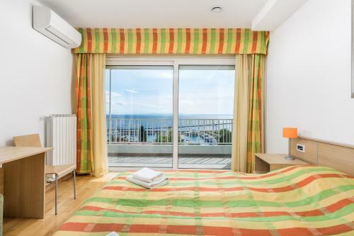 Apartments Rona Erea Icici
