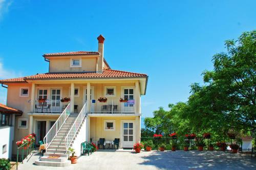 Apartments Kolmanic