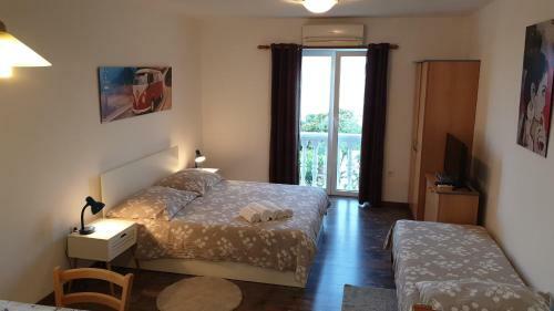 Apartments Kolmanic