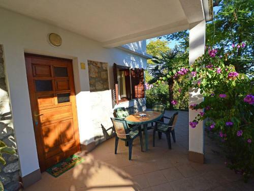 Villa Opri� 1