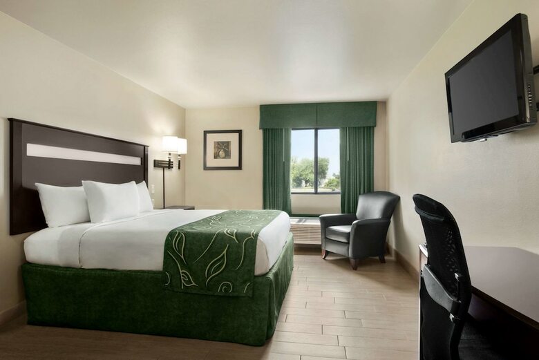 Hotel Baymont By Wyndham Glenwood