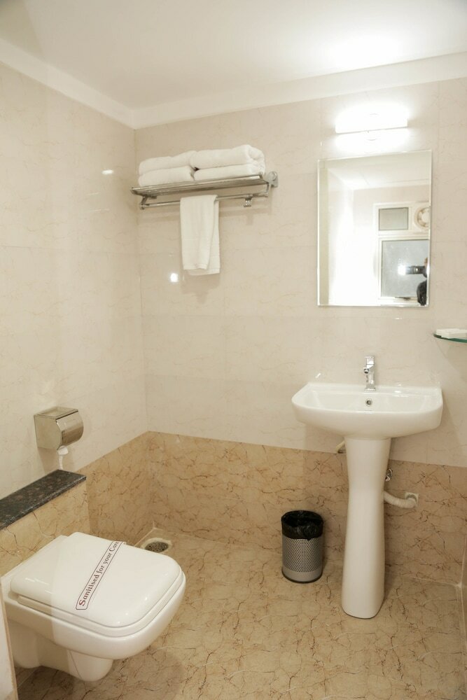 Hotel Grand Bee
