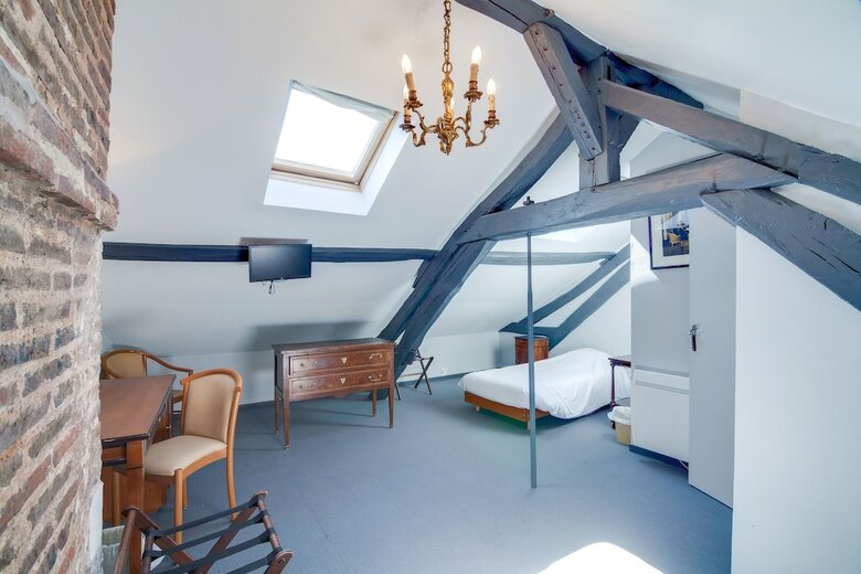 Hotel Brit H�tel Les Comtes de Champagne Centre Historique