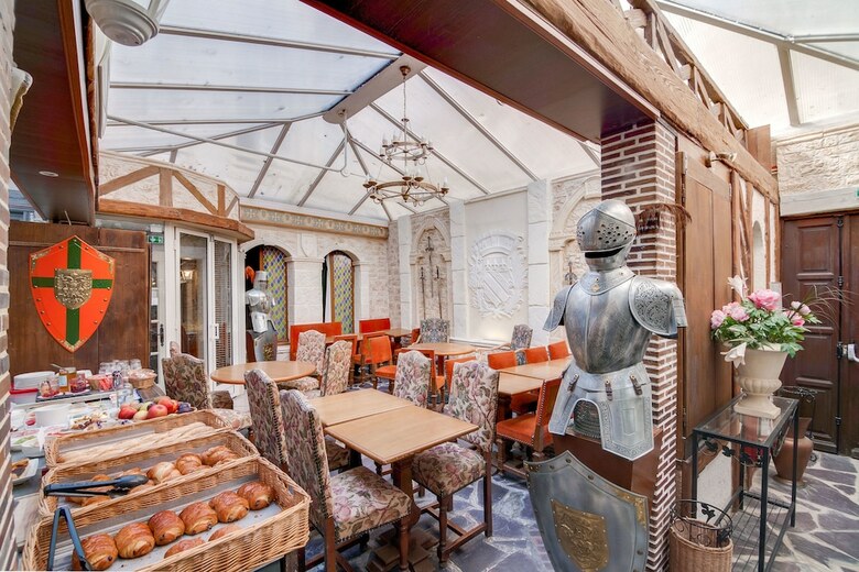 Hotel Brit H�tel Les Comtes de Champagne Centre Historique