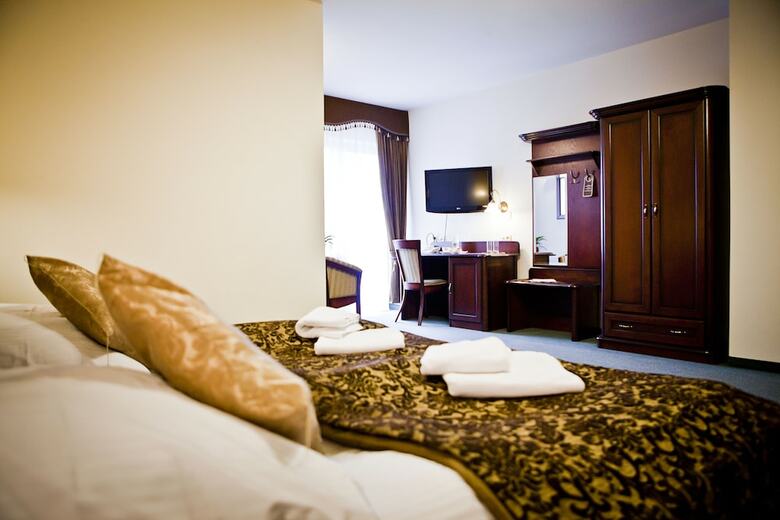 Hotel Helan Family & Garden