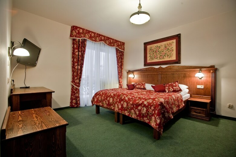 Hotel Helan Family & Garden
