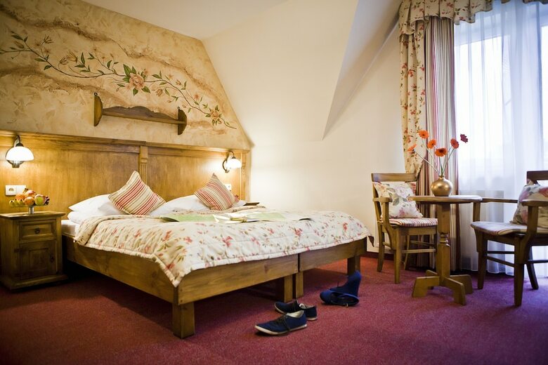Hotel Helan Family & Garden