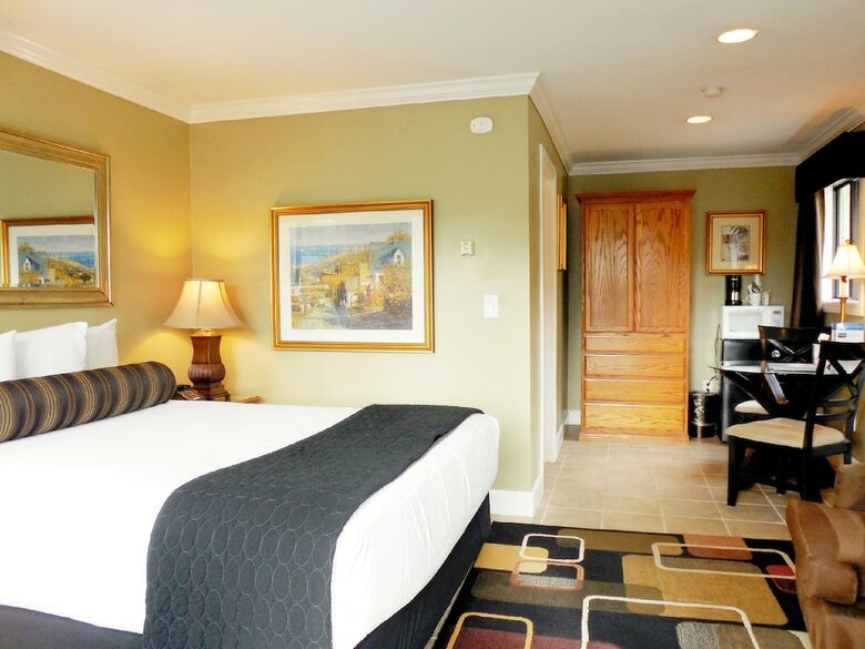 Motel Sea Breeze Inn And Cottages