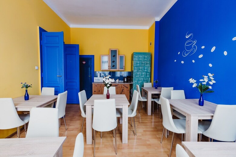 Hostal Tara Hostel