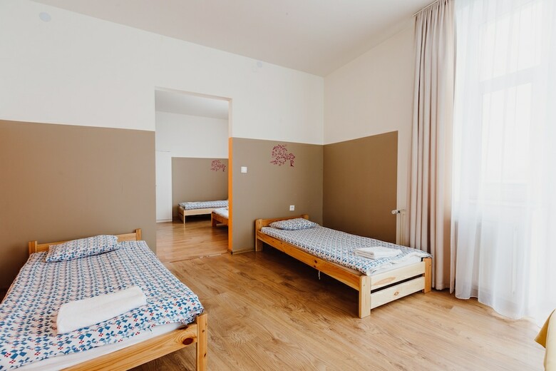 Hostal Tara Hostel