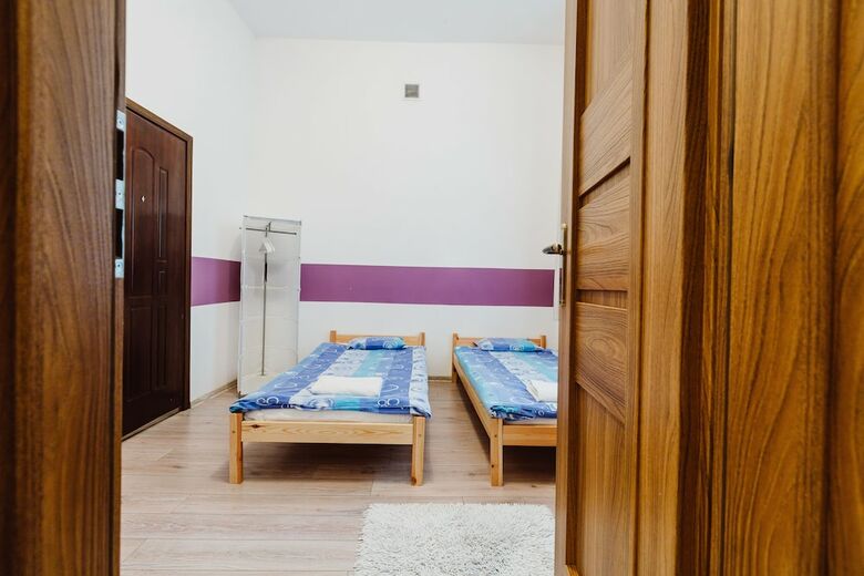 Hostal Tara Hostel