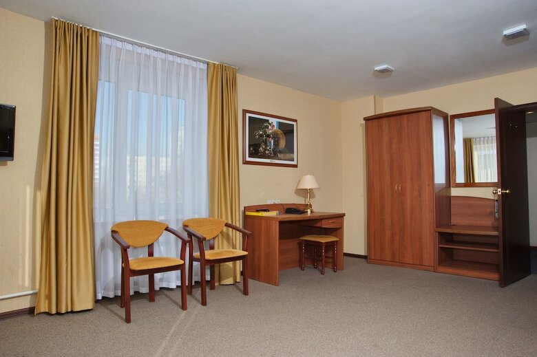 Ladoga Hotel