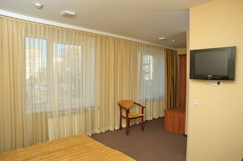 Ladoga Hotel